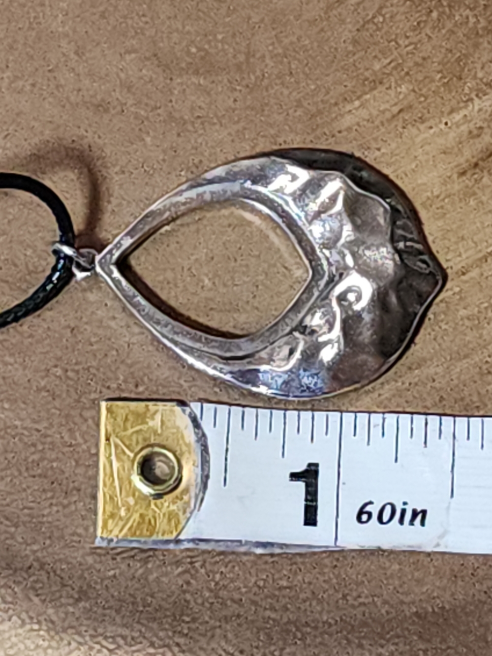 Silver Toned Teardrop Pendant Necklace On A Black Nylon Cord - Picture 7 of 8